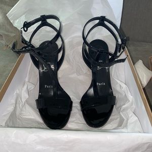 Christian louboutin Mara 100 patent black sandals